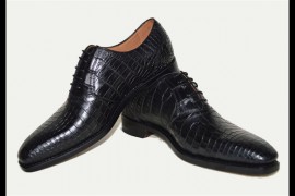 世界鳄鱼文化馆：选购皮鞋5大诀窍和经验技巧